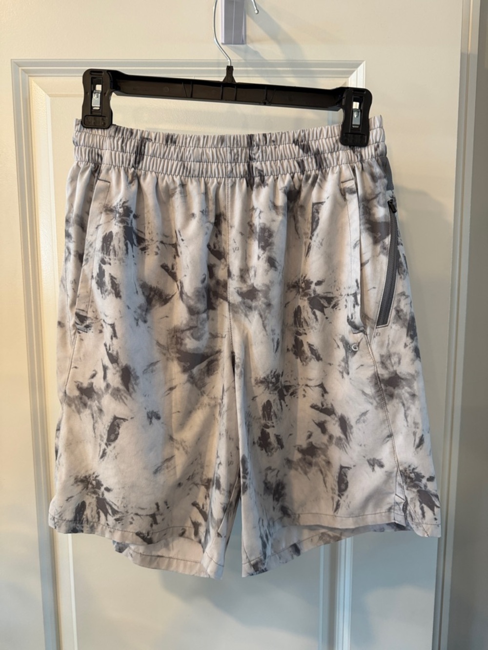 DSG Men's Tie-Dye Gray Athletic Shorts